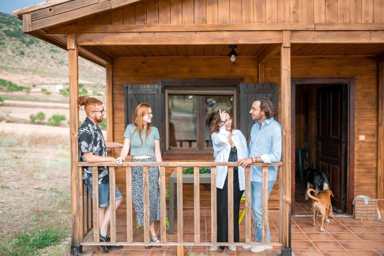 Aldea Los Odres - Cabanas De Madera De 1ª Con Piscina Privada Y Bbq En La Puerta โมราตายา ภายนอก รูปภาพ